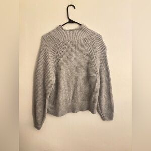 American Eagle Outfitters Light Gray Turtleneck Sweater